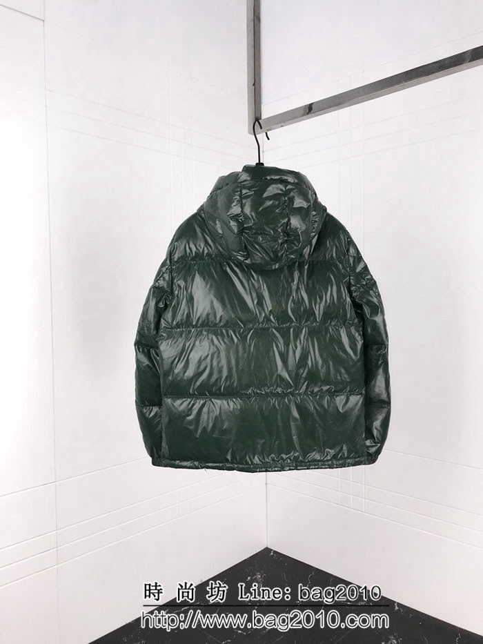 MONCLER蒙口 18SS秋冬新款 原版LOGO五金 織帶雙拉鏈 男款羽絨服 ydi2198